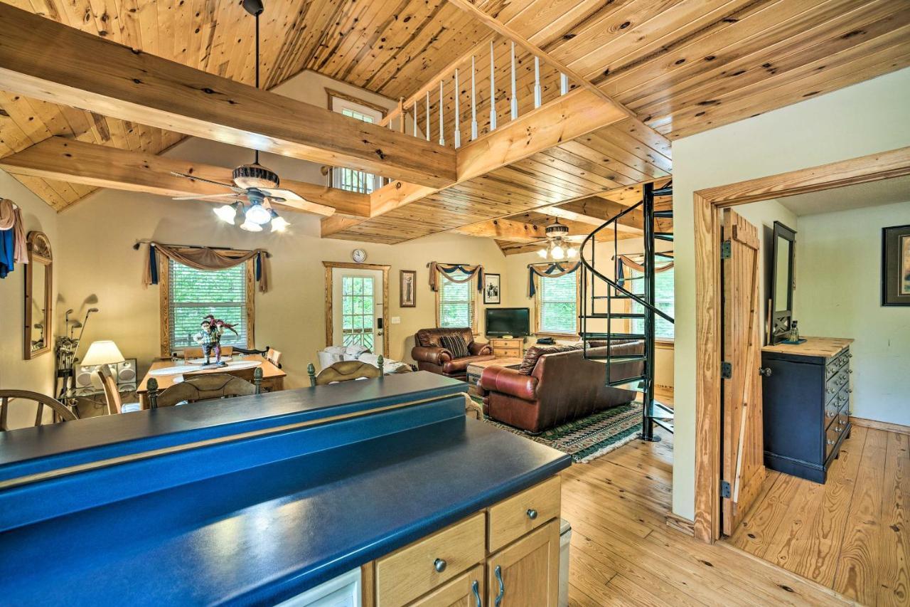 Golfers Retreat On-site *