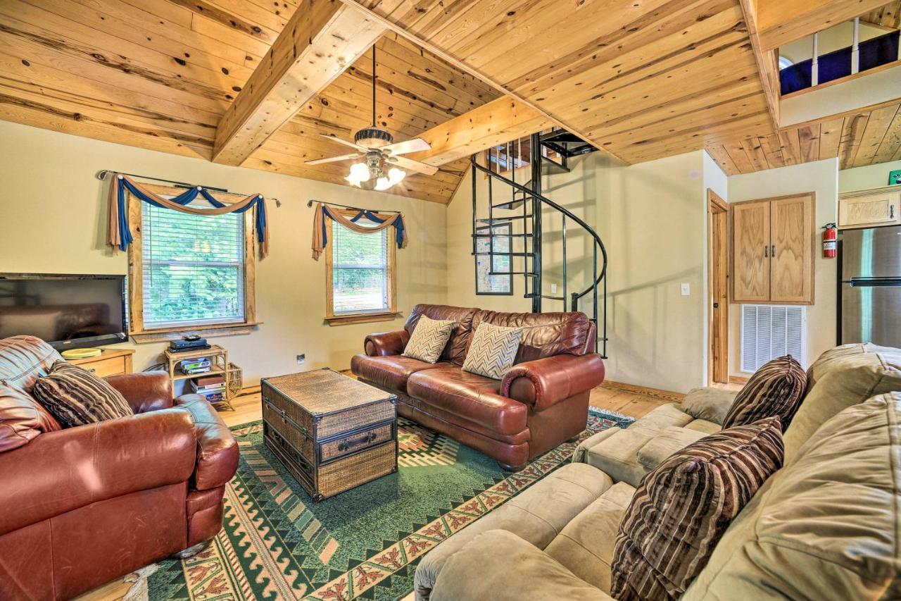 Golfers Retreat On-site *
